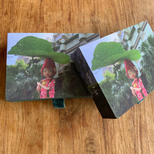 Lenticular postcard boxset